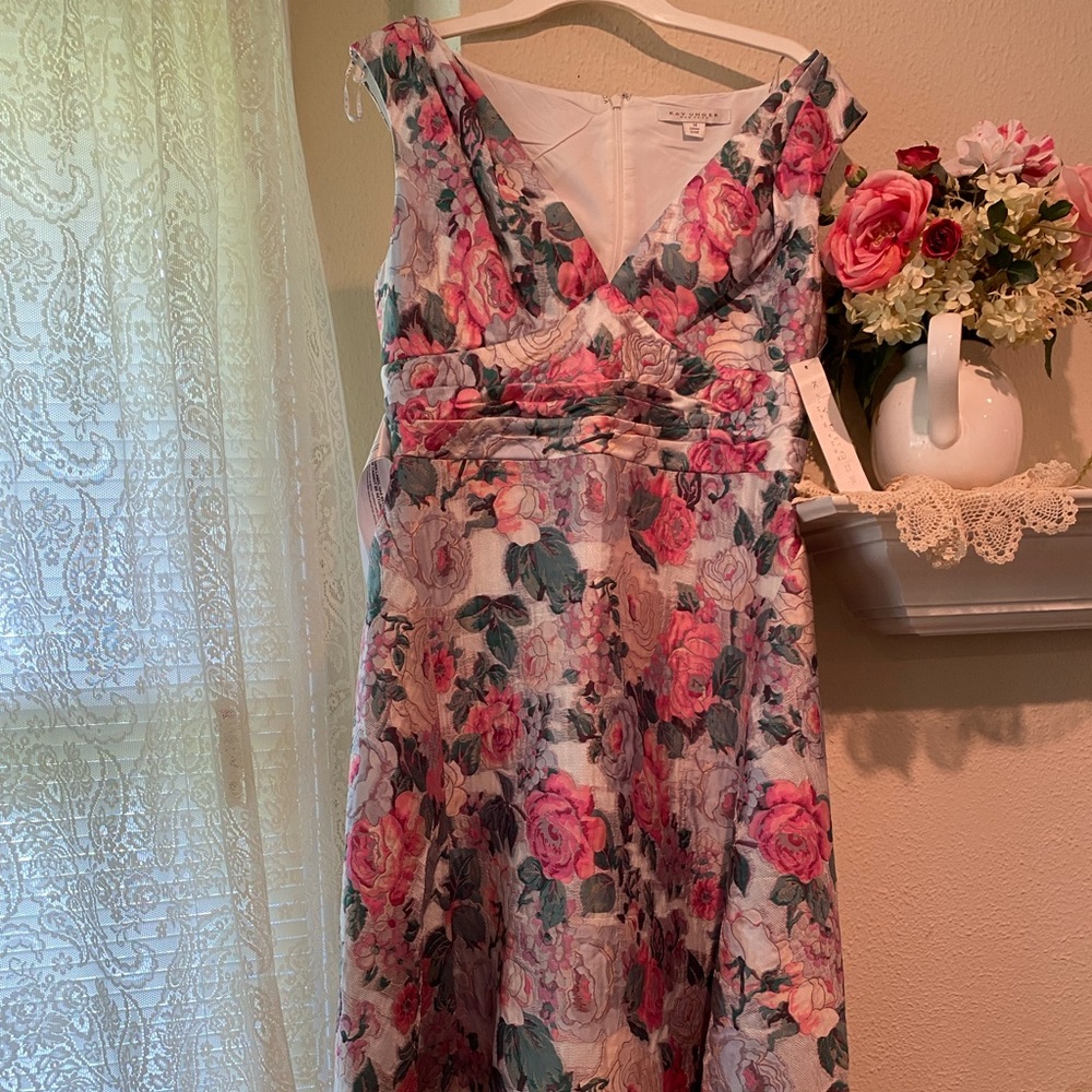 Beautiful floral tapestry dress